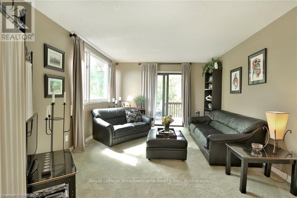 225/269 CAMPBELL AVENUE EAST Image 32