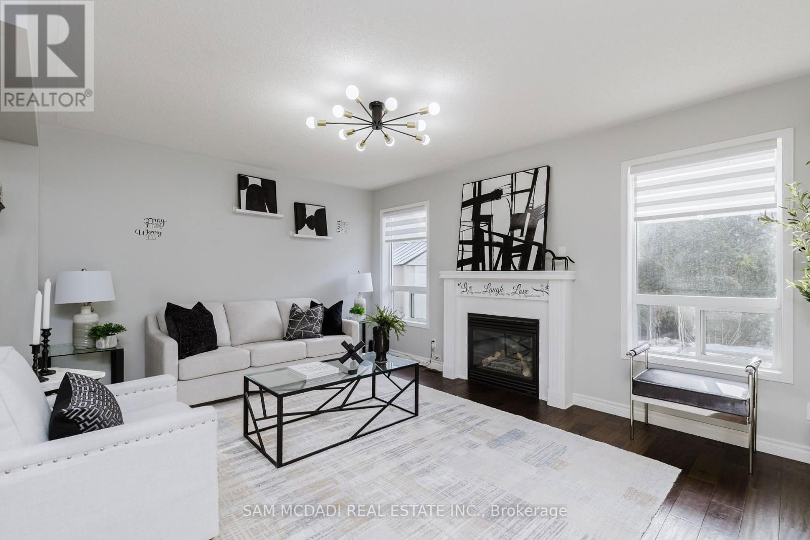 1190 FOX CRESCENT Image 10