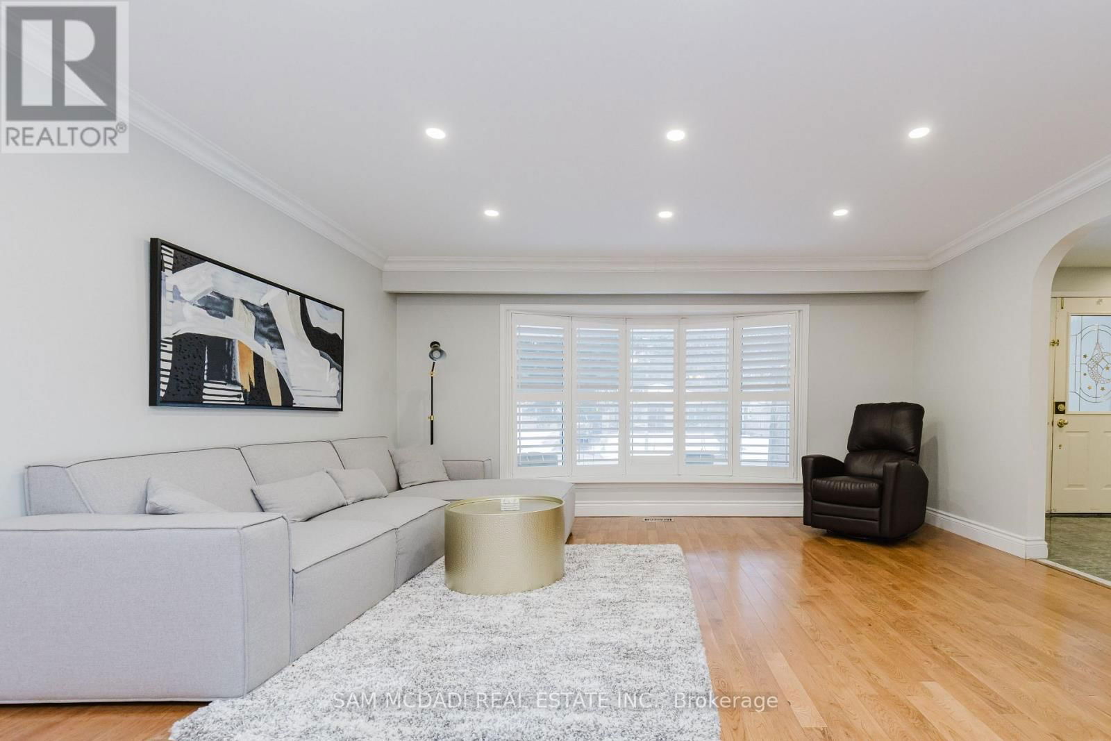 2344 DEVON ROAD Image 11