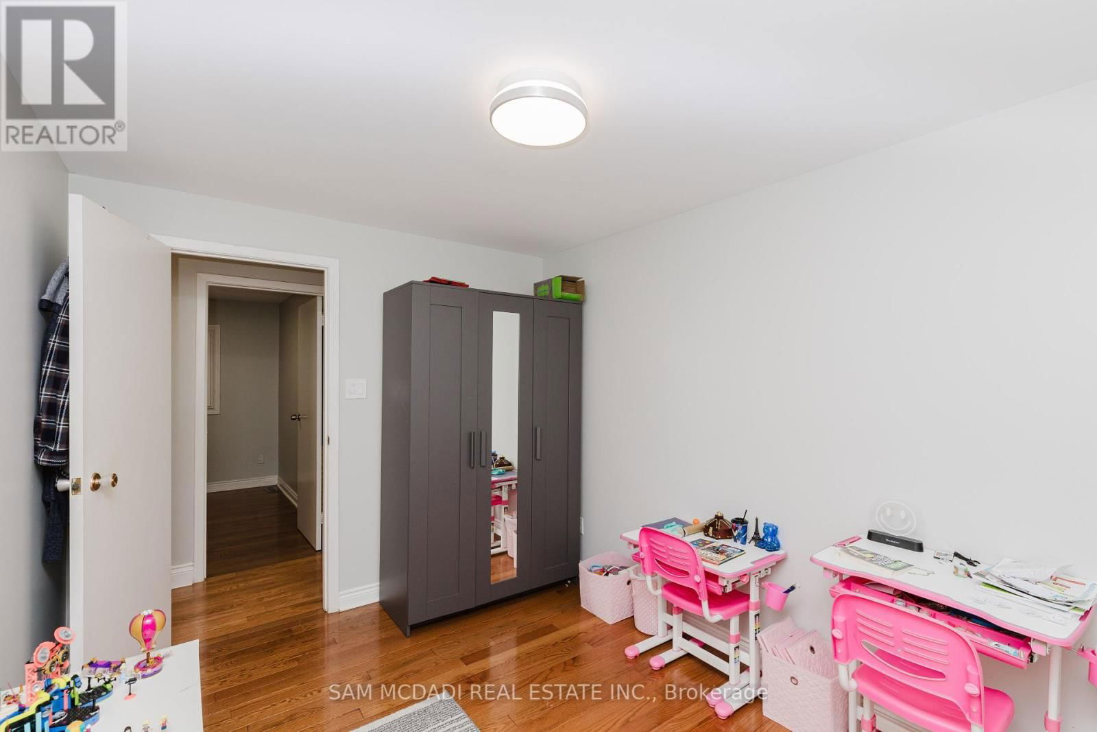 2344 DEVON ROAD Image 17