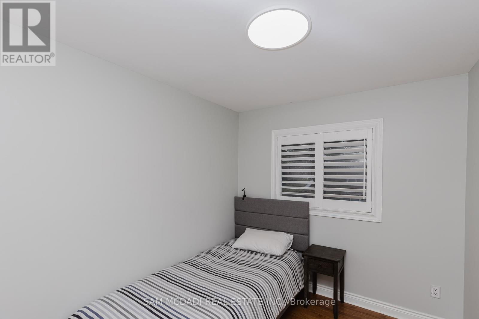 2344 DEVON ROAD Image 19