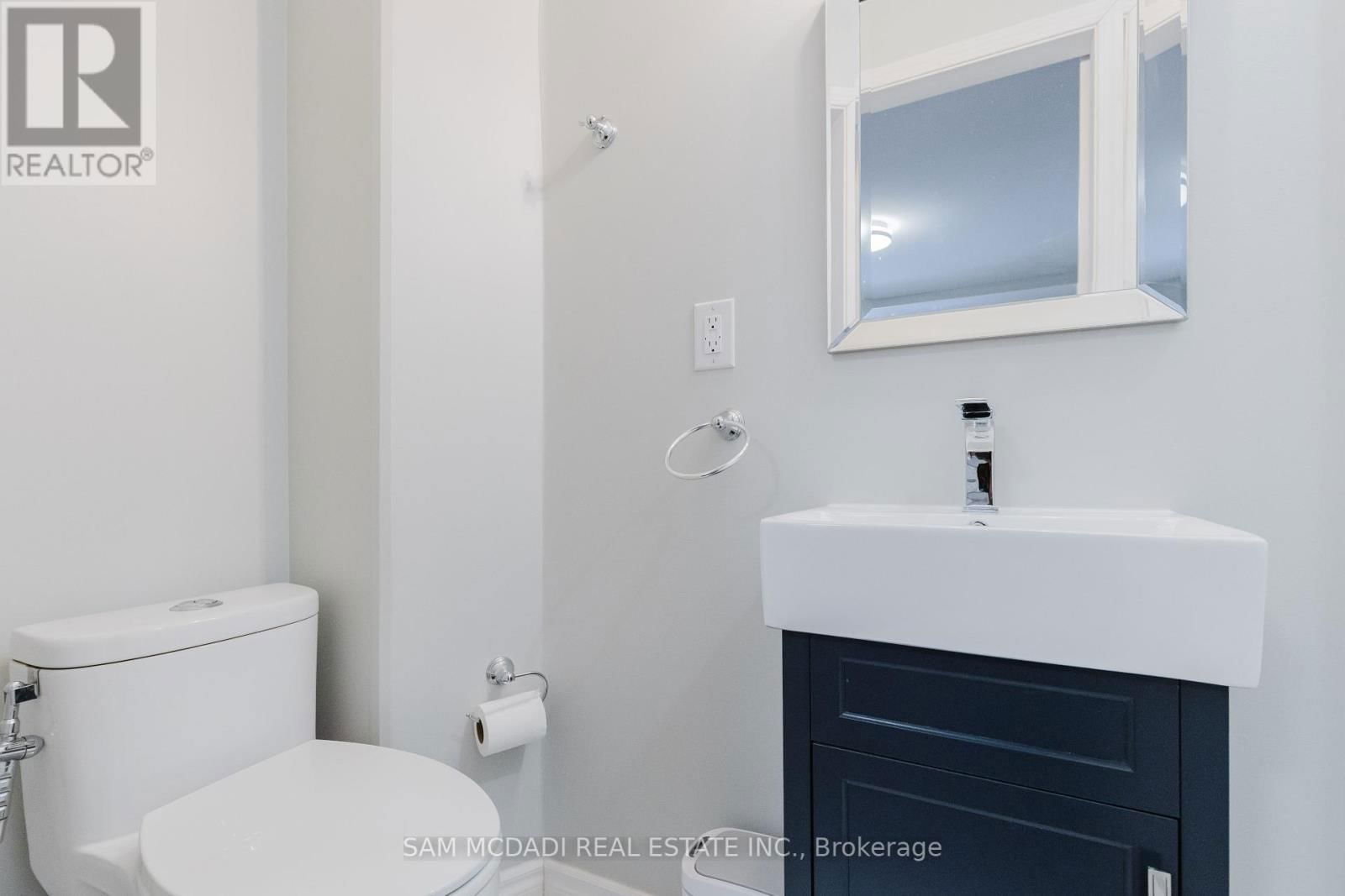 2344 DEVON ROAD Image 25