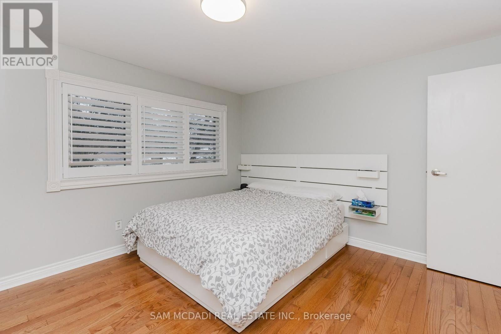 2344 DEVON ROAD Image 27