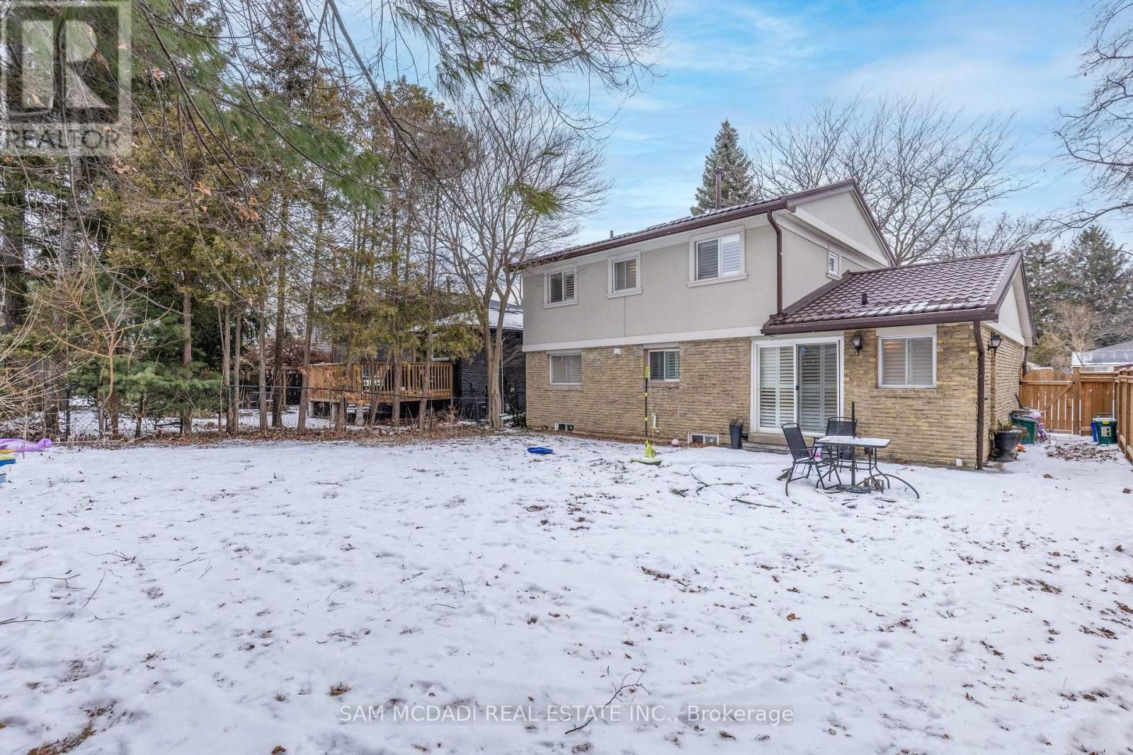2344 DEVON ROAD Image 35