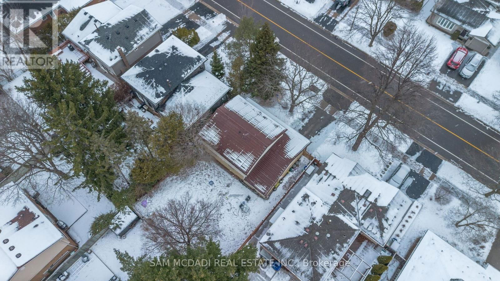2344 DEVON ROAD Image 37