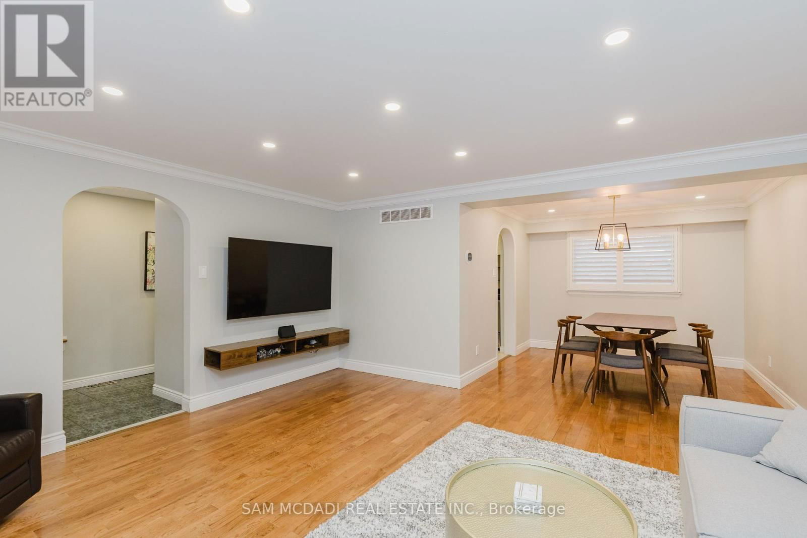 2344 DEVON ROAD Image 7