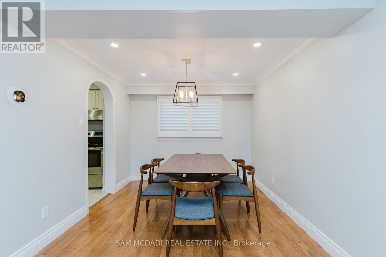 2344 DEVON ROAD Image 9
