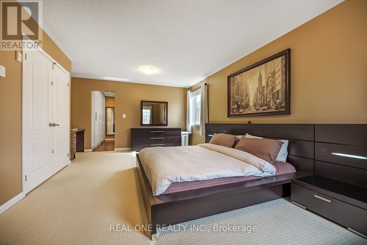 1189 BARR CRESCENT Image 19
