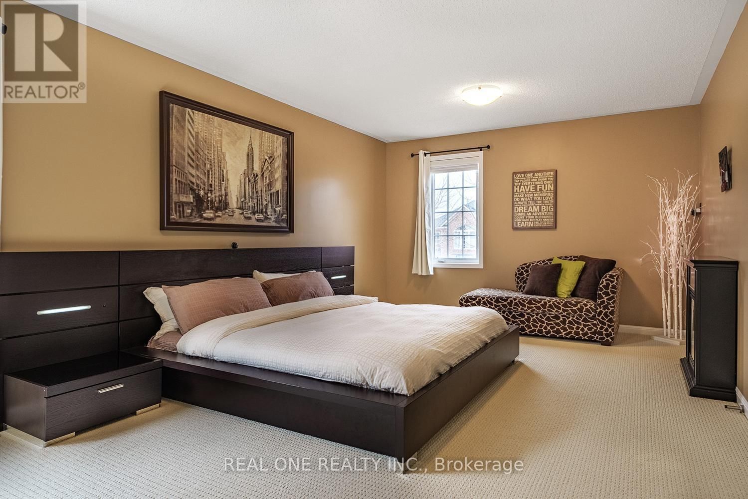 1189 BARR CRESCENT Image 20