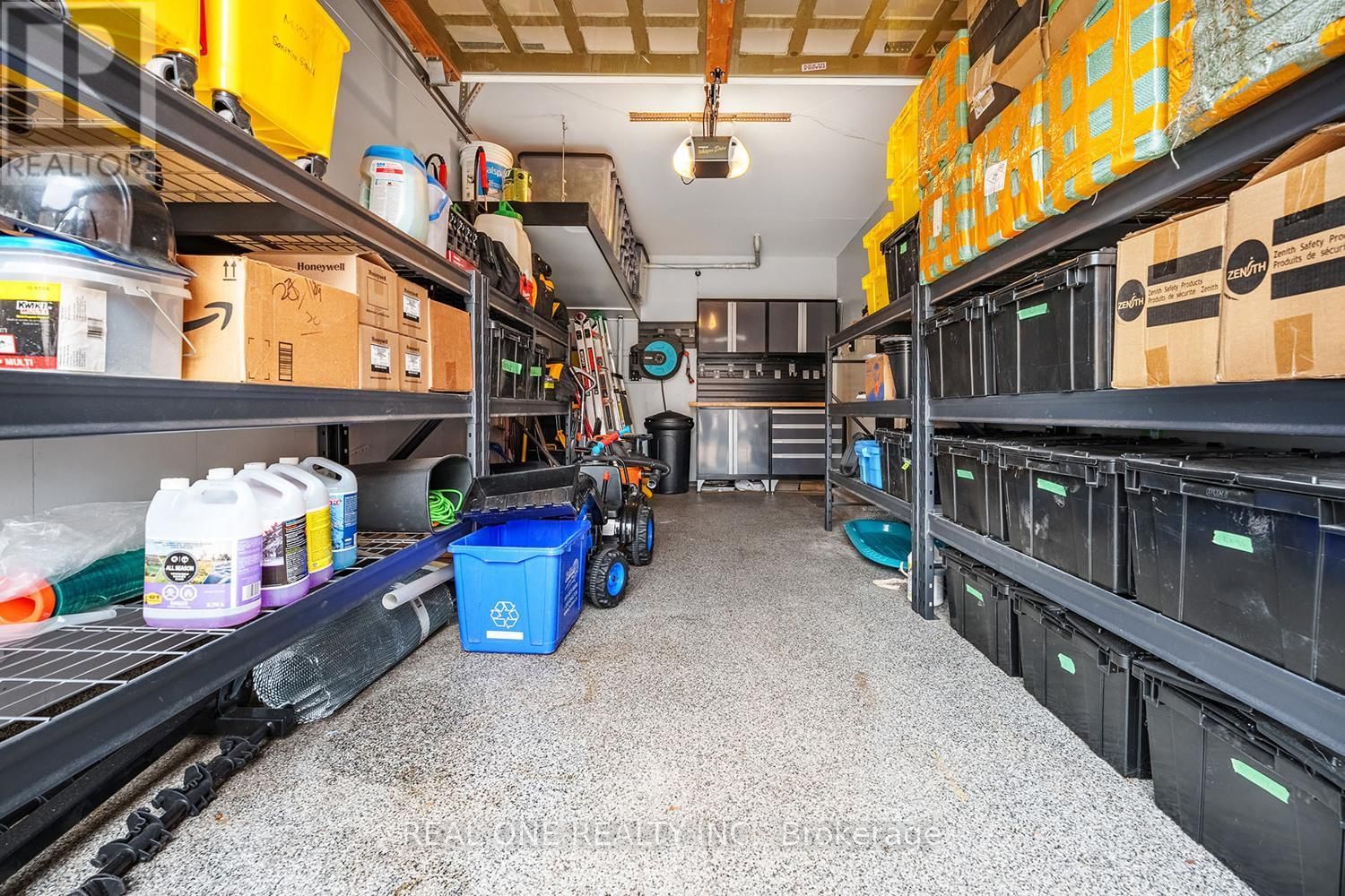 1189 BARR CRESCENT Image 39