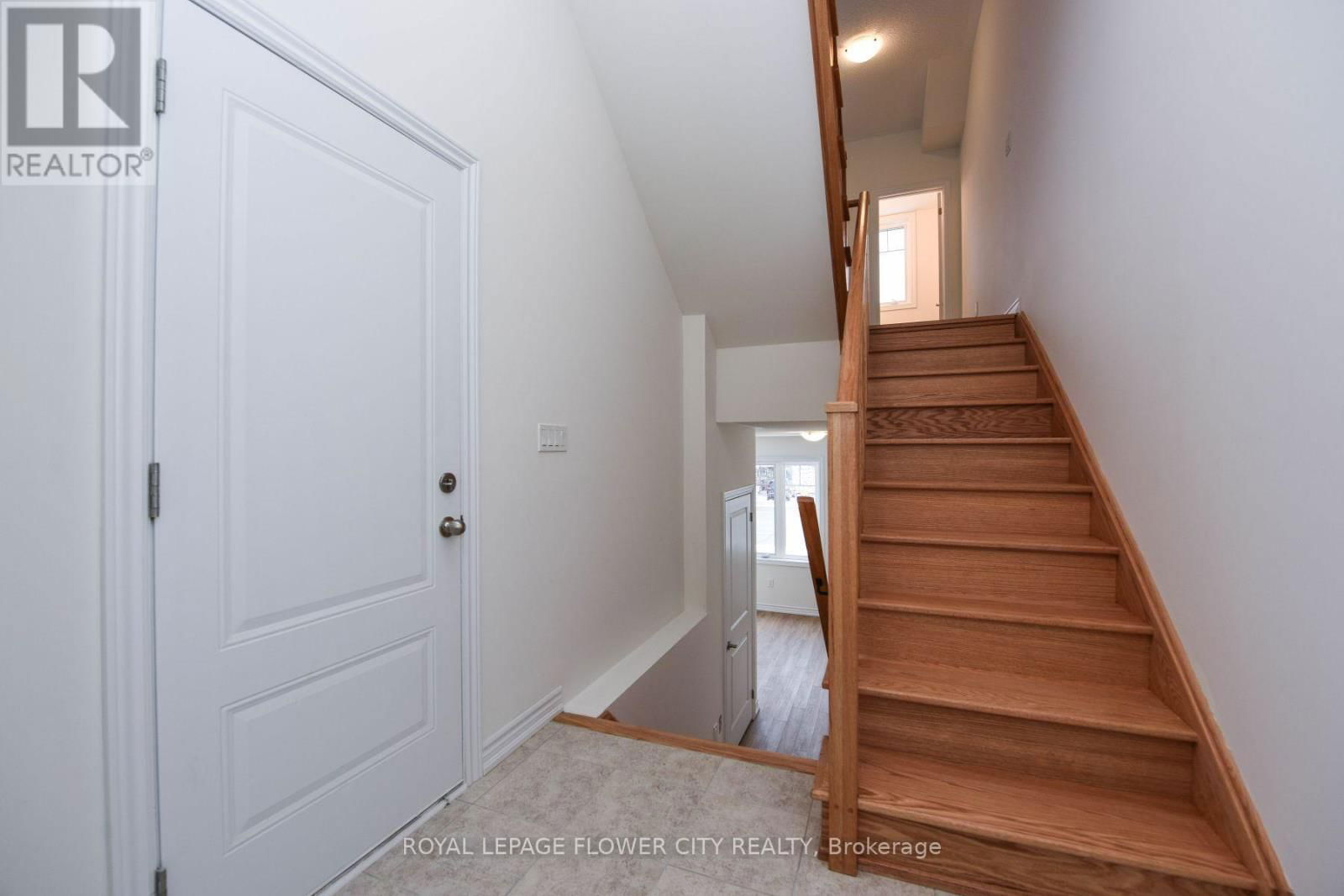 5 - 68 FIRST STREET Image 9