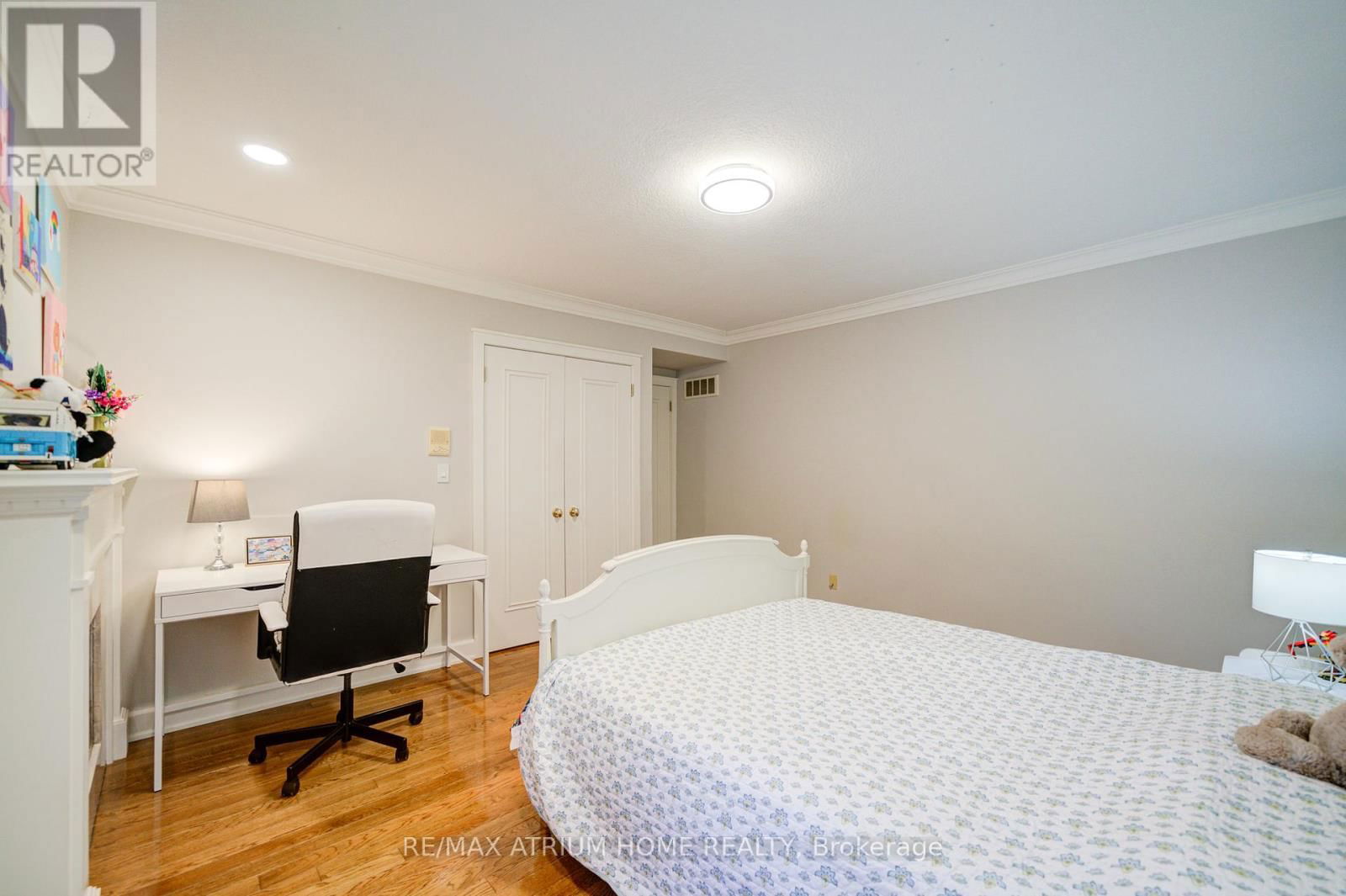 223 TRELAWN AVENUE Image 28
