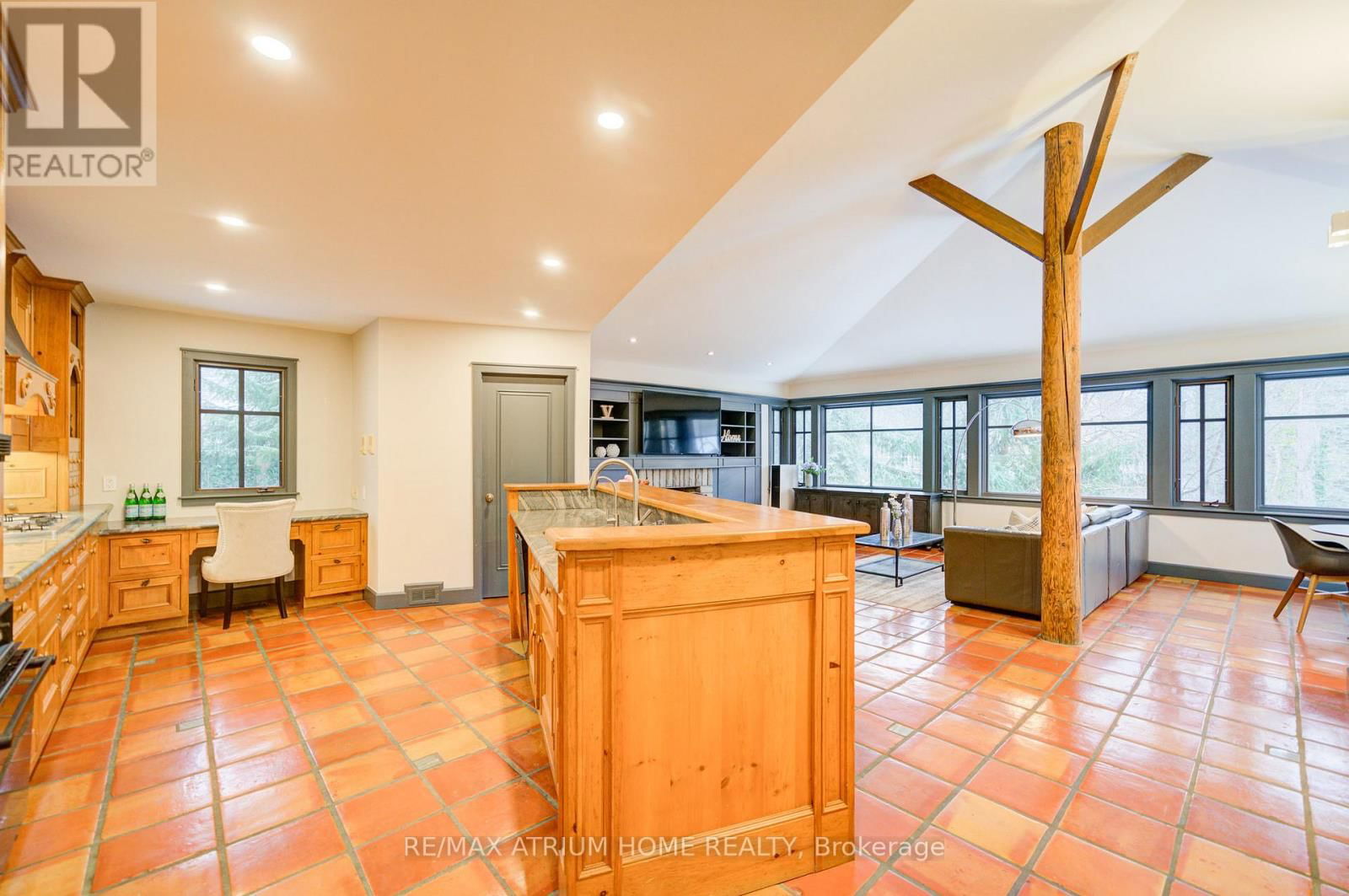 223 TRELAWN AVENUE Image 9