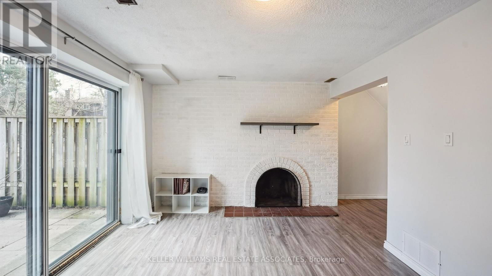 20 - 6855 GLEN ERIN DRIVE Image 32