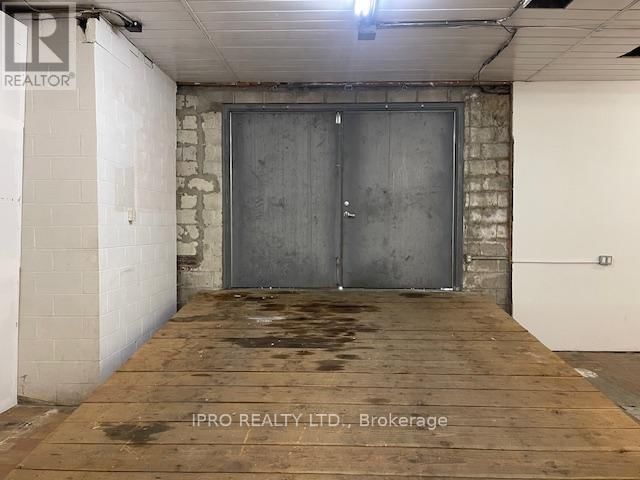 Rear Unit - 1561 KEELE STREET Image 4