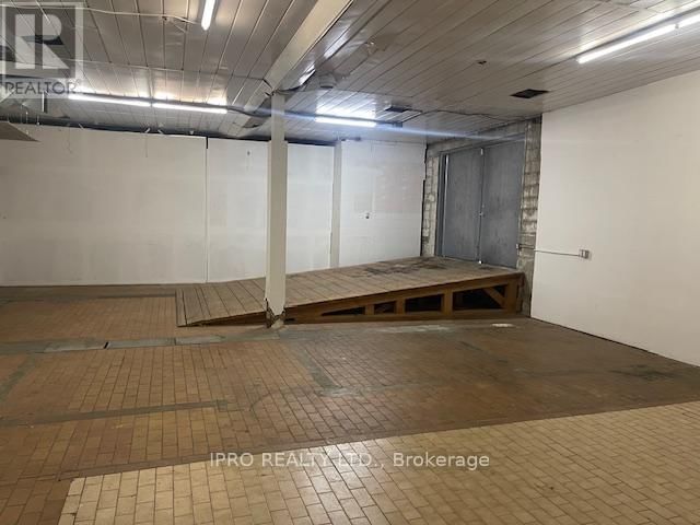 Rear Unit - 1561 KEELE STREET Image 6