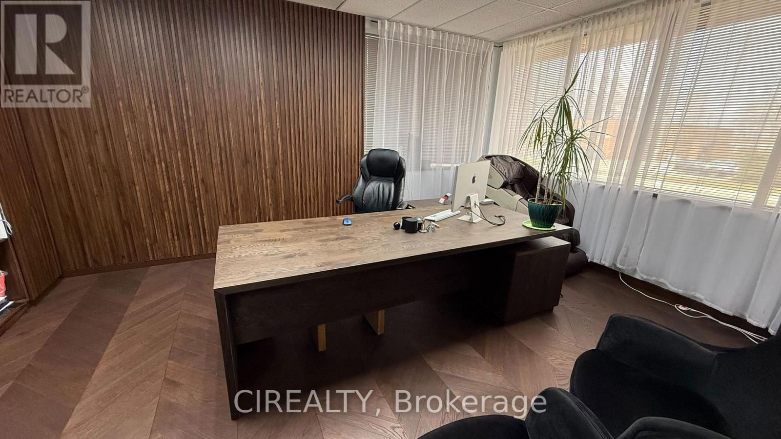 Office X - 230 WATLINE AVENUE Image 6