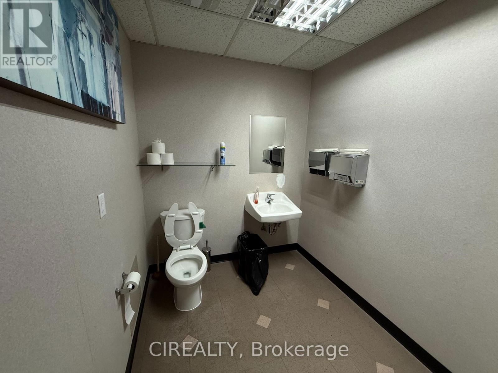 Office X - 230 WATLINE AVENUE Image 8