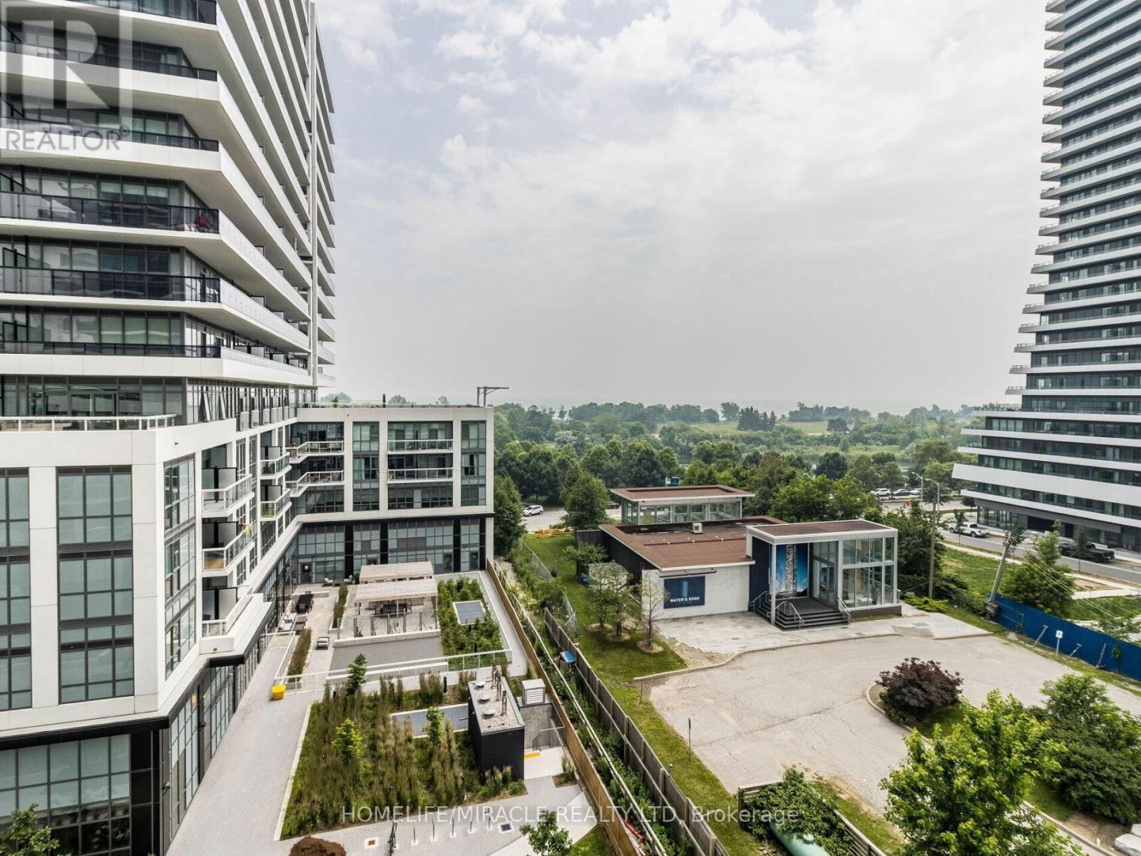 1001 - 70 ANNIE CRAIG DRIVE Image 27