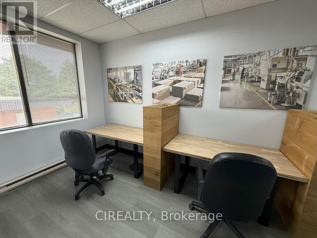 Office A - 230 WATLINE AVENUE Image 3