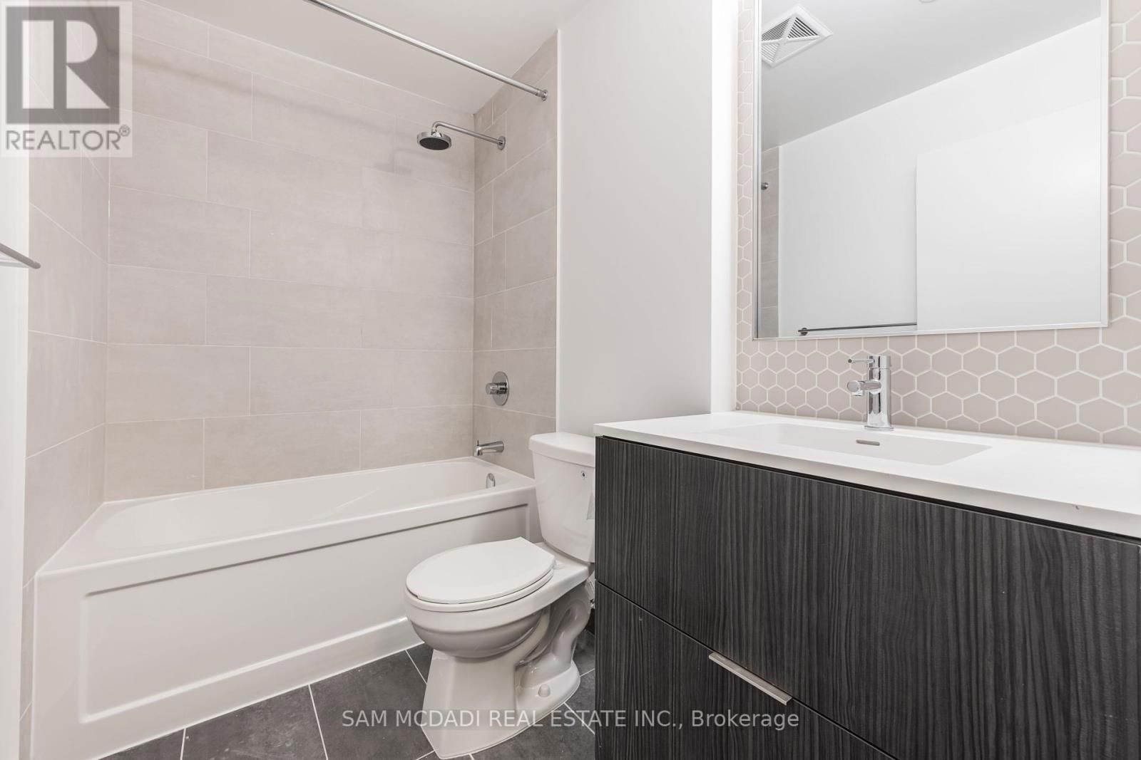1714 - 2520 EGLINTON AVENUE WEST Image 14
