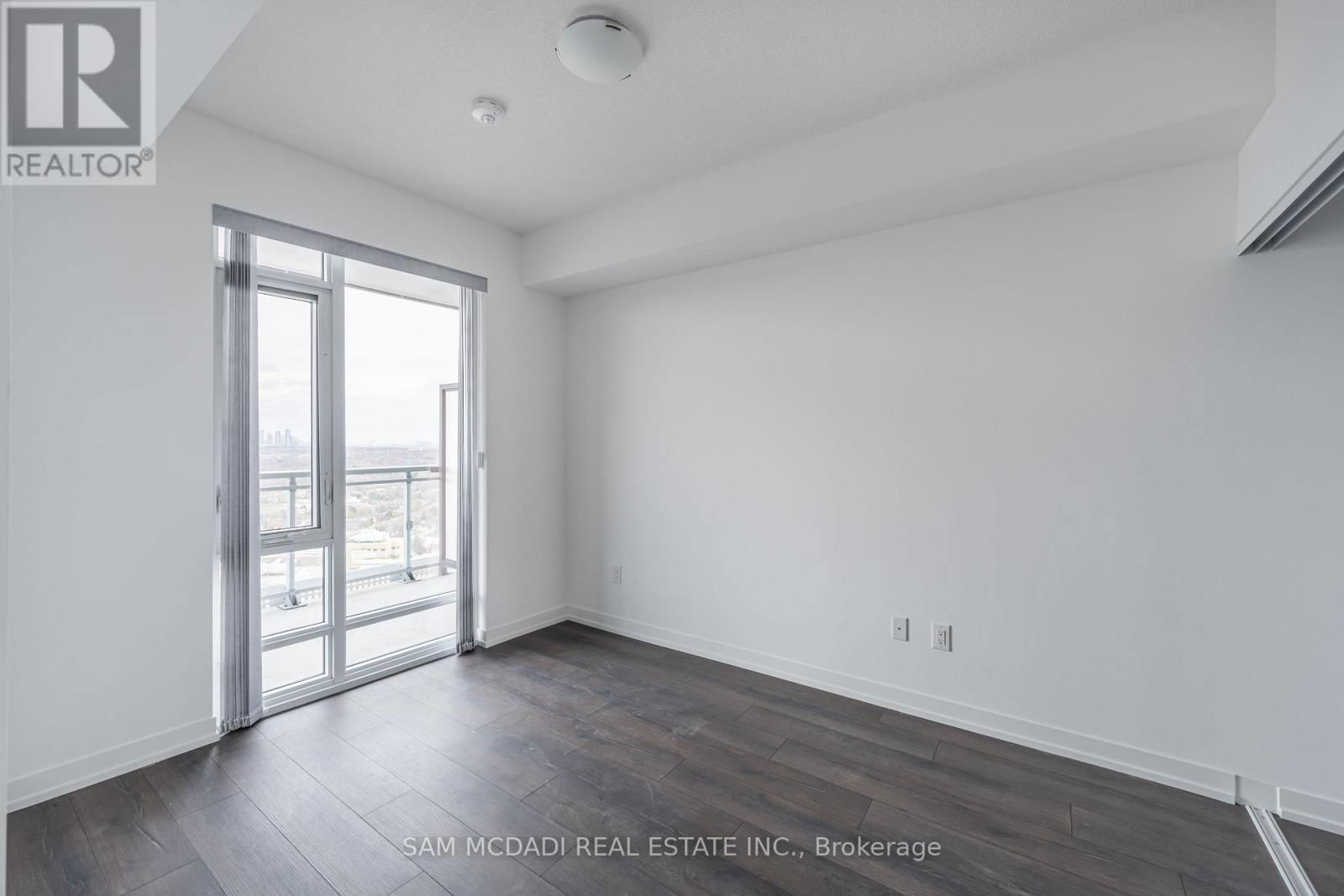 1714 - 2520 EGLINTON AVENUE WEST Image 9