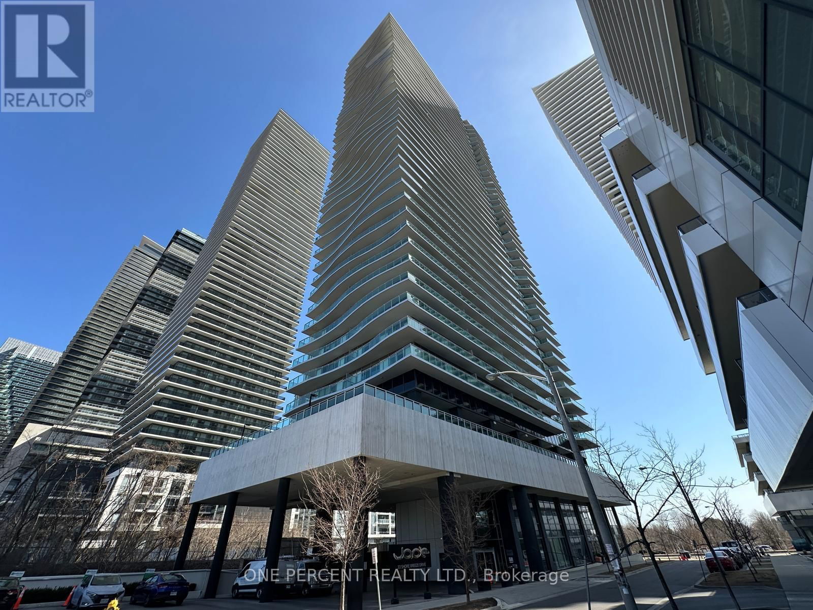 502 - 33 SHORE BREEZE DRIVE Image 1