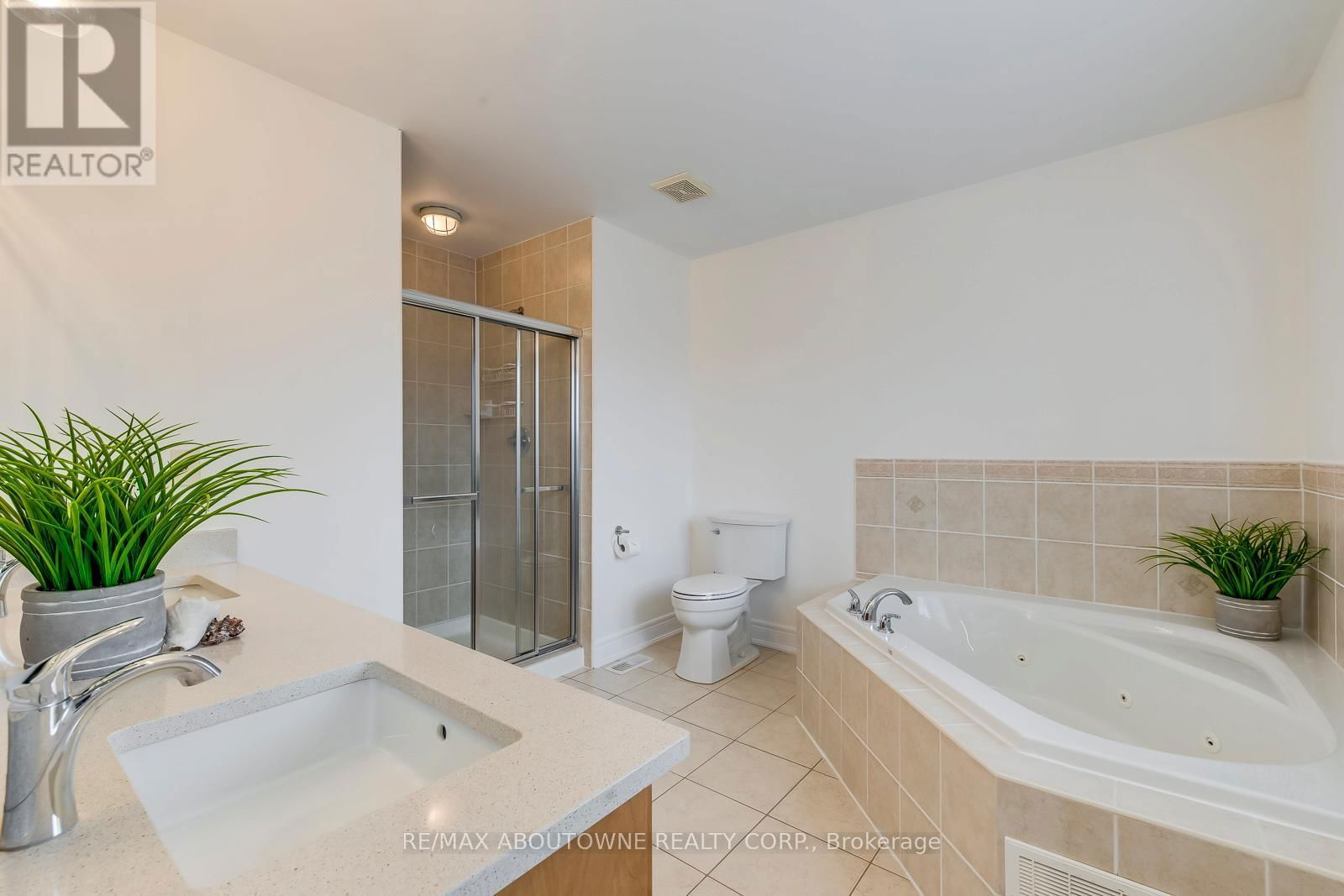 2218 HATFIELD DRIVE Image 27