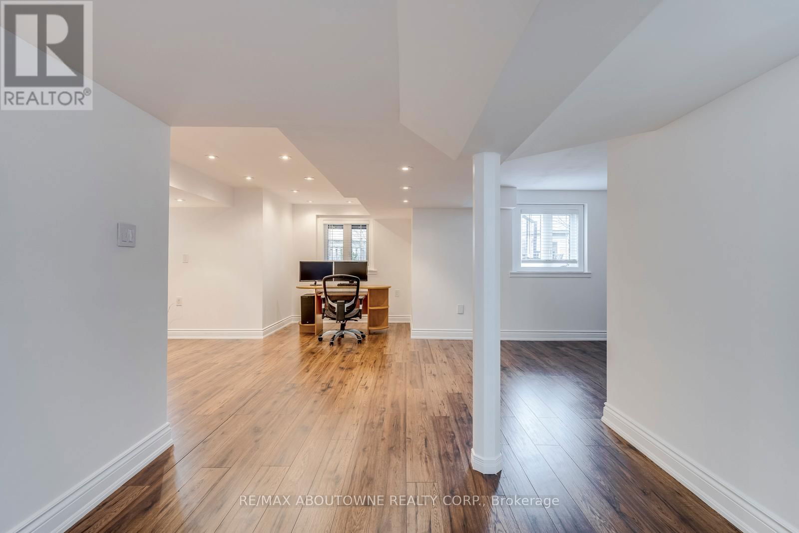 2218 HATFIELD DRIVE Image 35