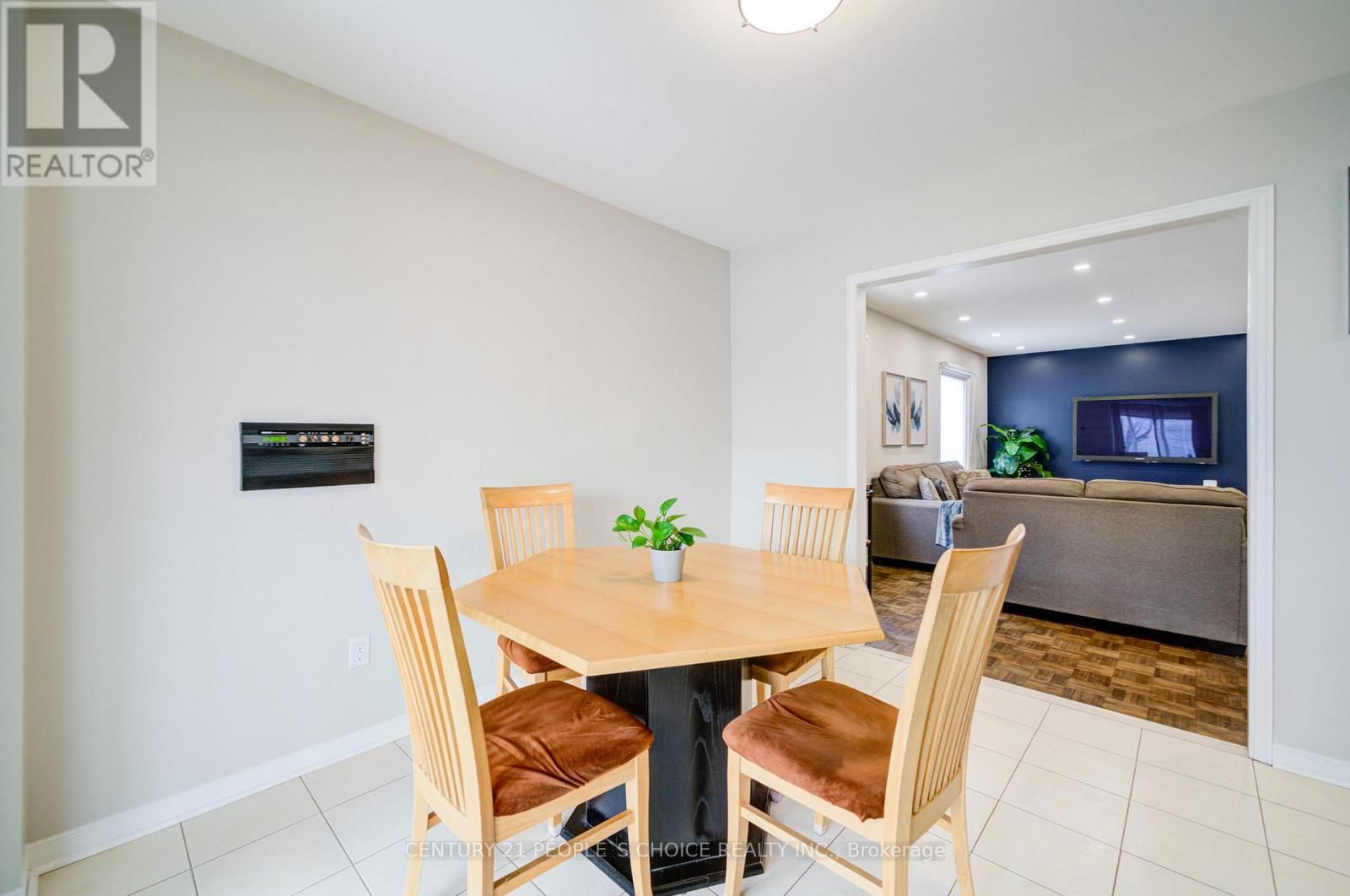 157 CINRICKBAR DRIVE Image 16