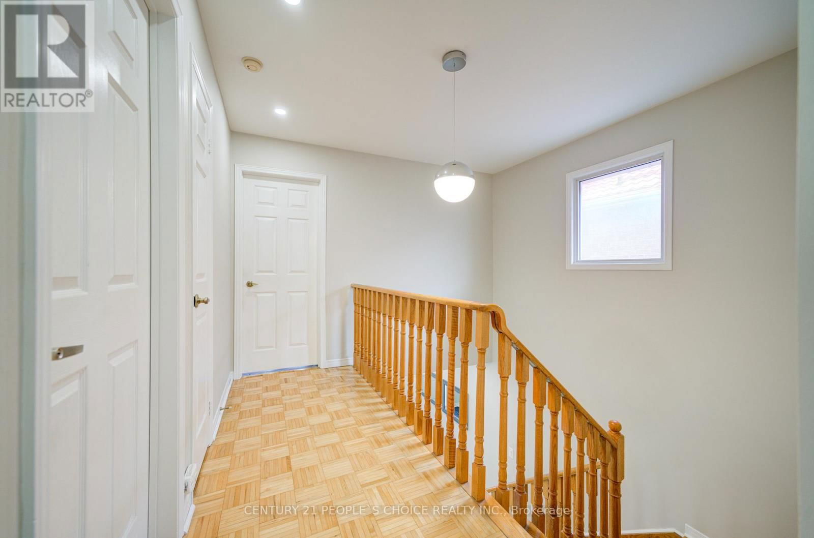 157 CINRICKBAR DRIVE Image 25