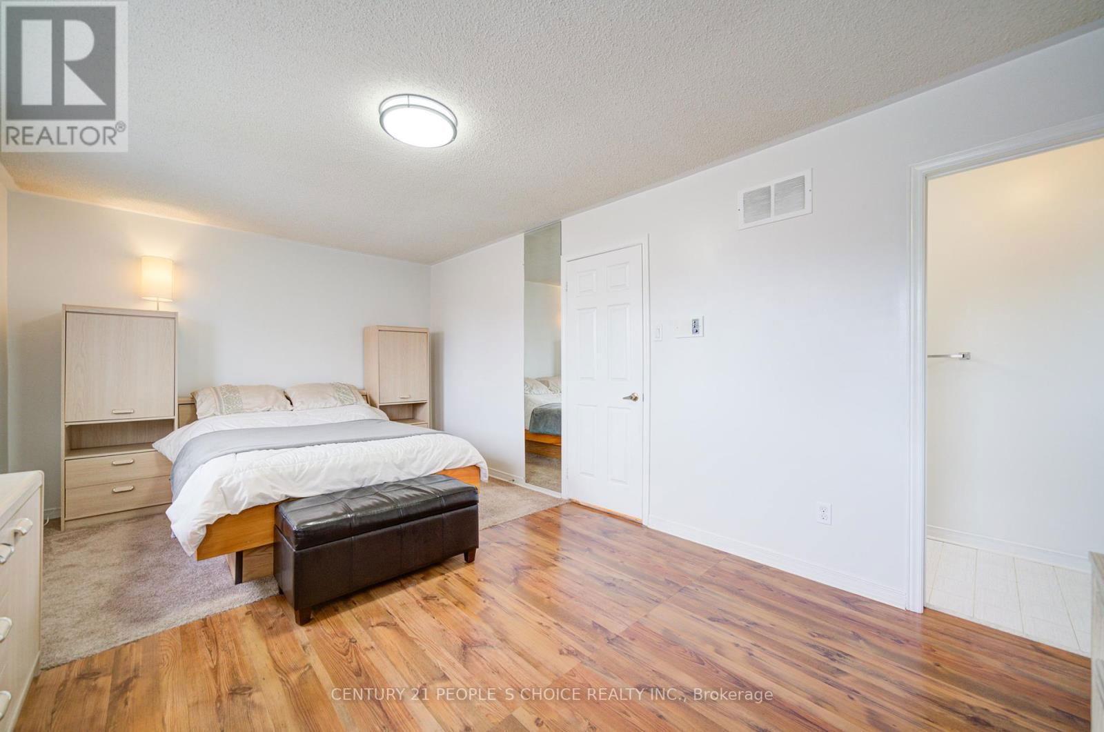 157 CINRICKBAR DRIVE Image 28