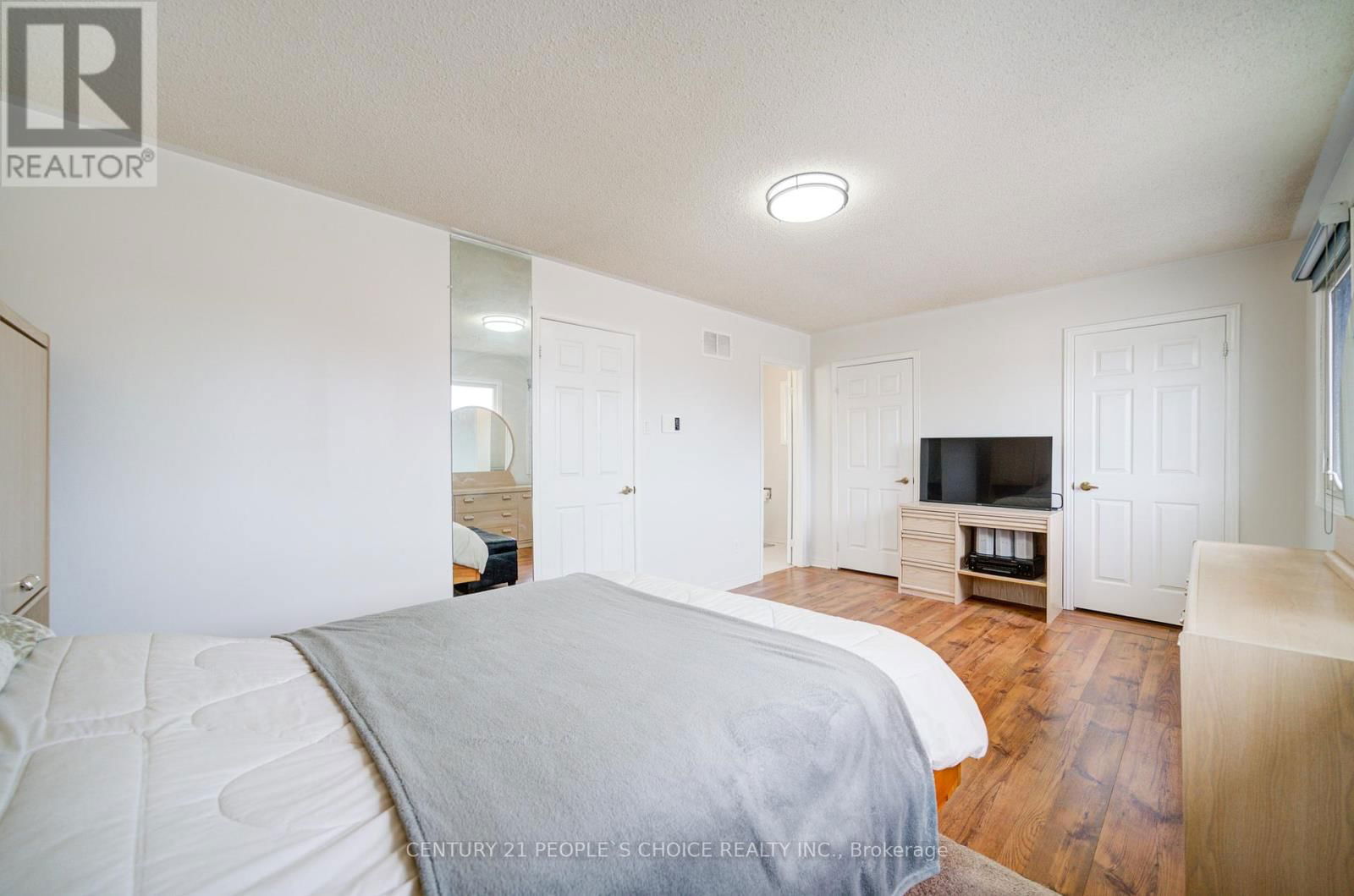 157 CINRICKBAR DRIVE Image 29