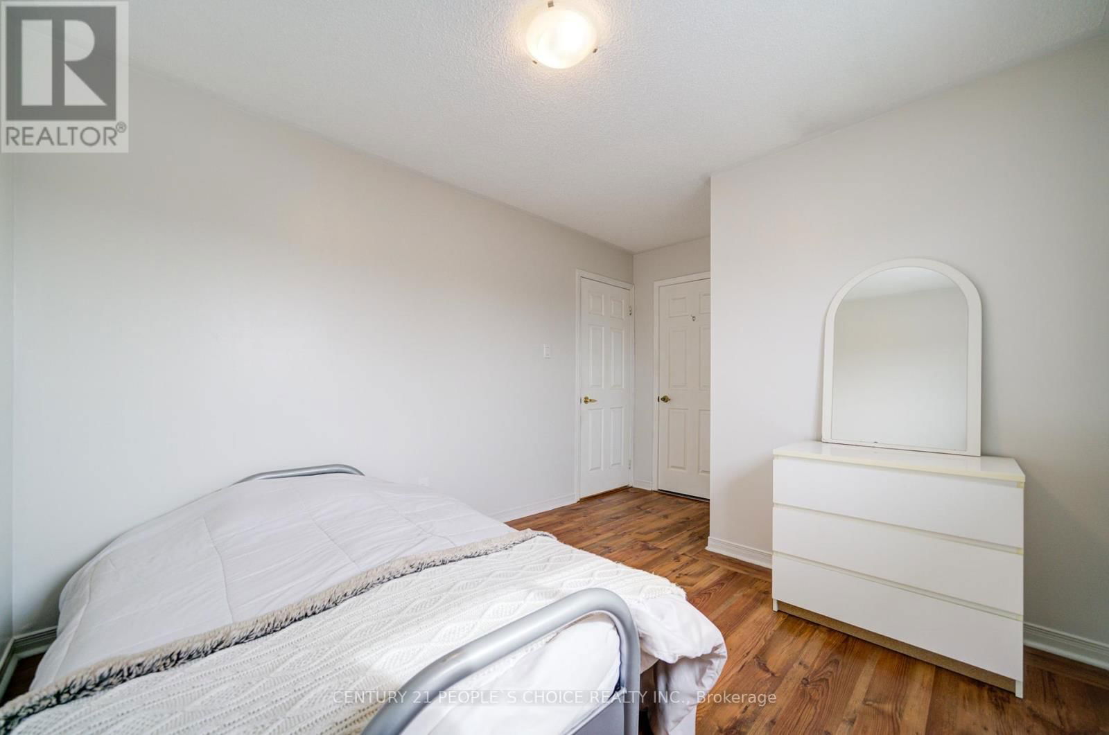 157 CINRICKBAR DRIVE Image 38