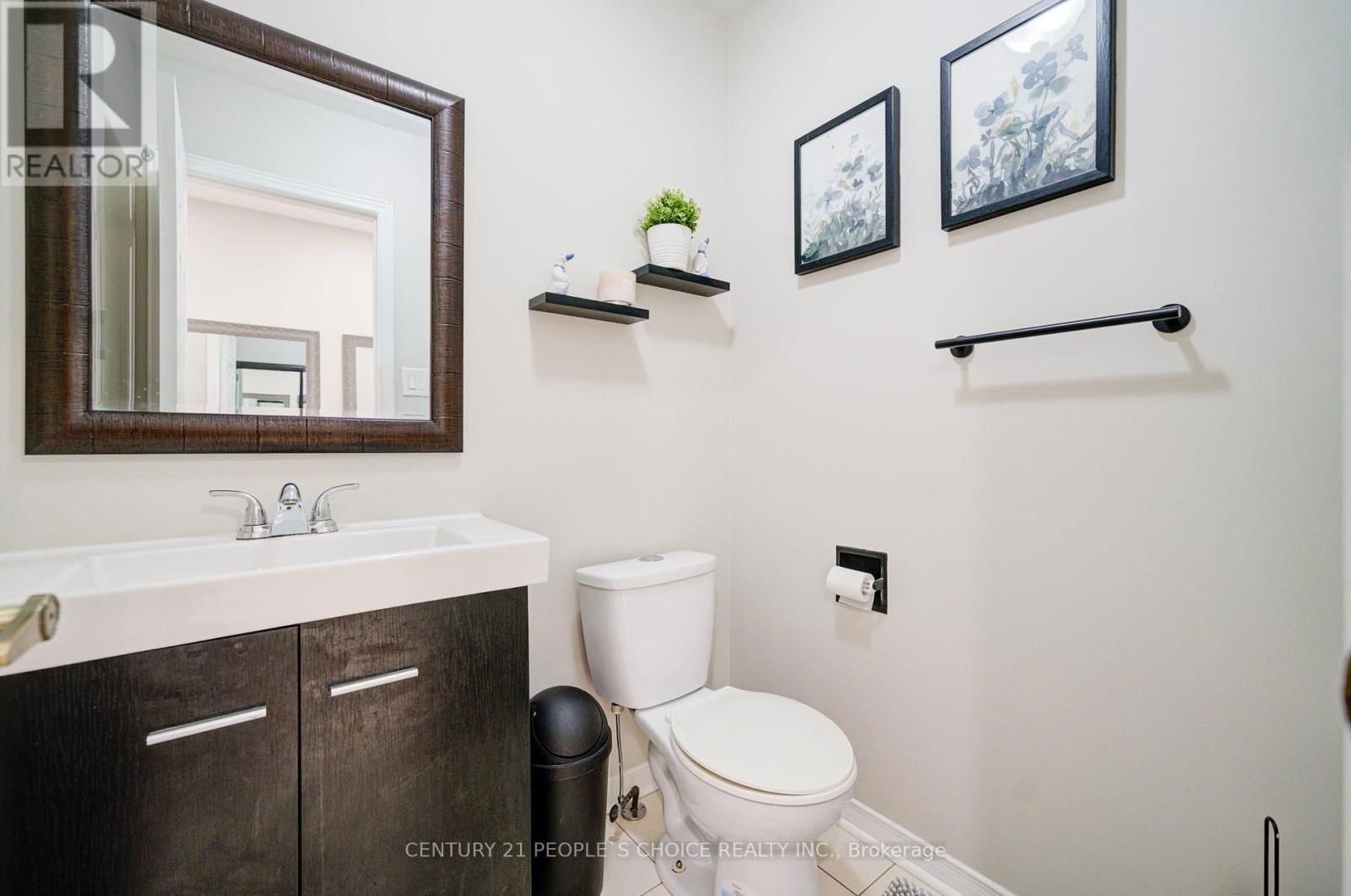 157 CINRICKBAR DRIVE Image 8