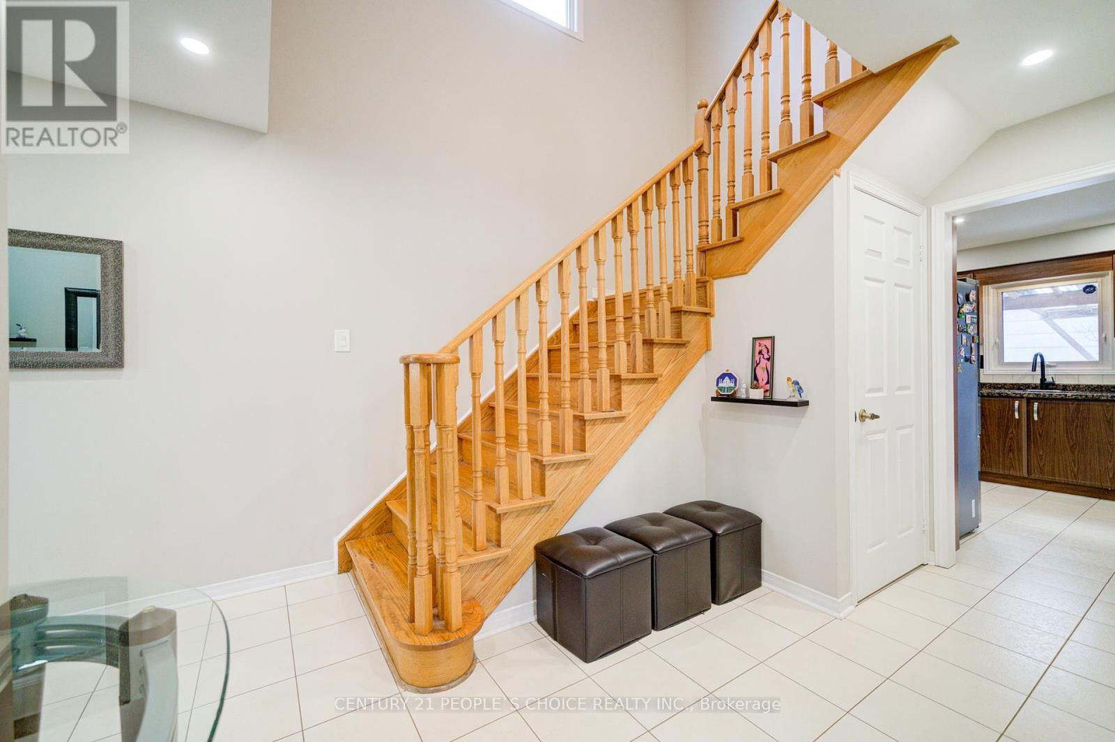 157 CINRICKBAR DRIVE Image 9