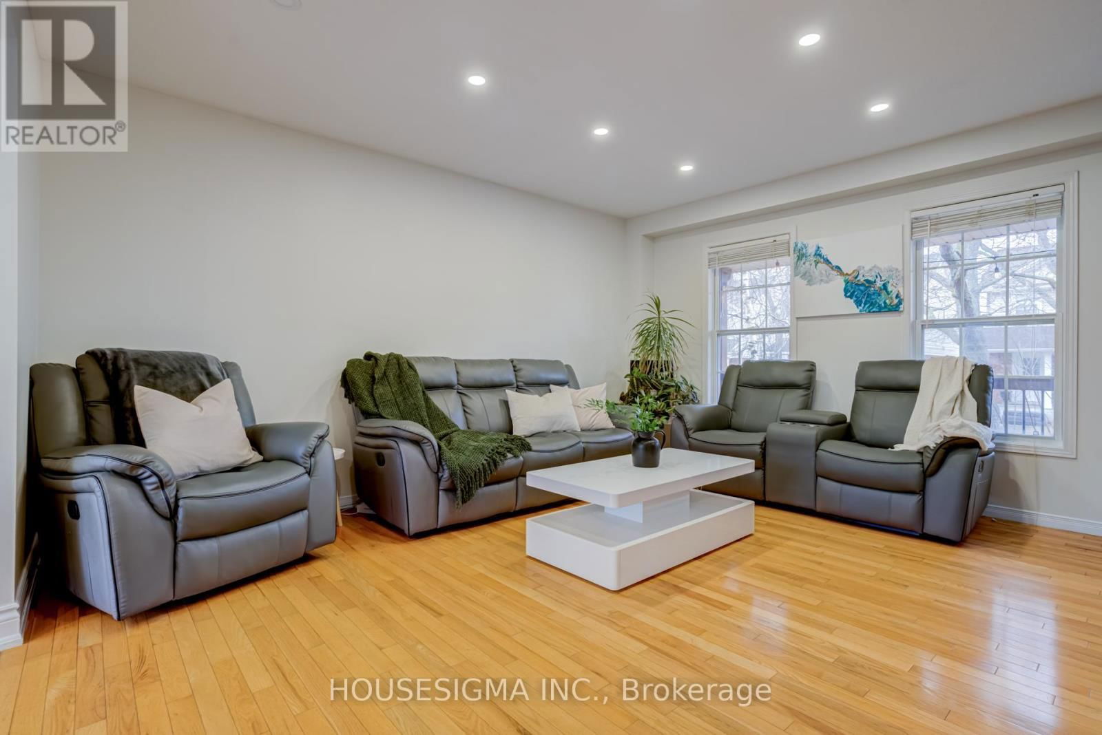 308 FERN STREET Image 2