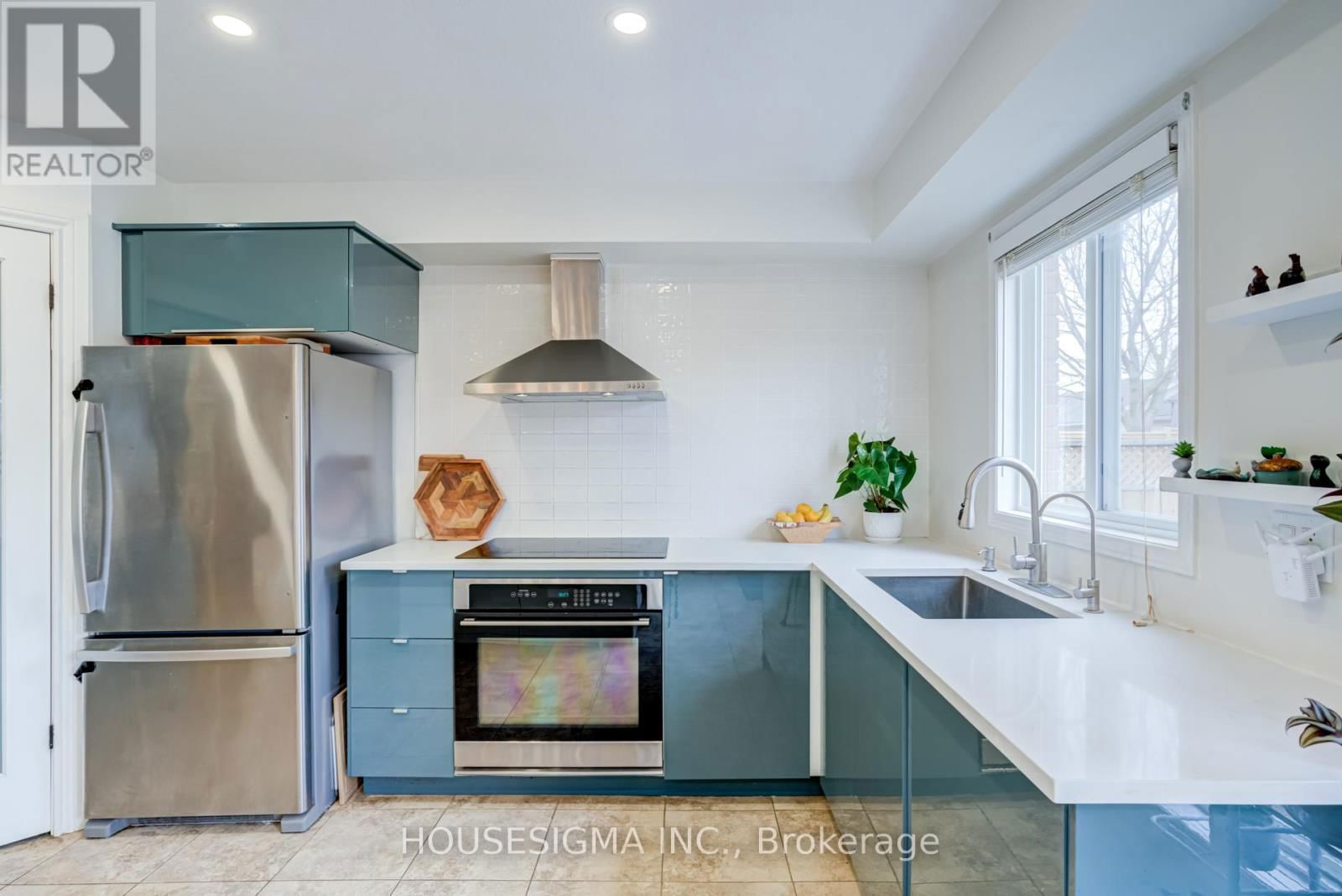 308 FERN STREET Image 6