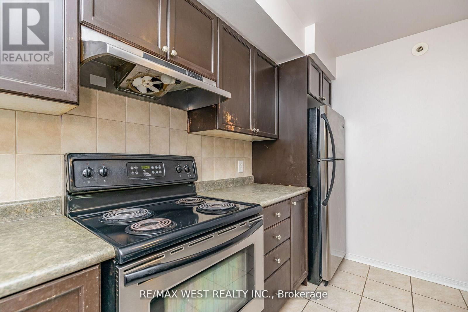 218 - 4975 SOUTHAMPTON DRIVE Image 13
