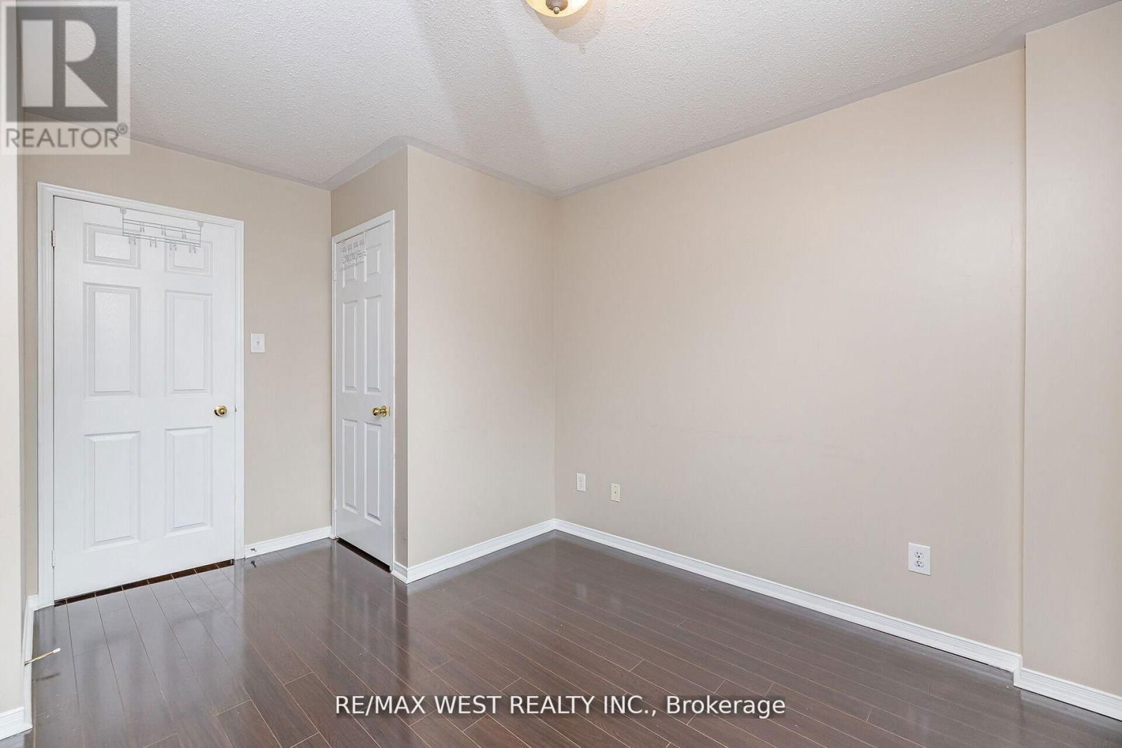 218 - 4975 SOUTHAMPTON DRIVE Image 23