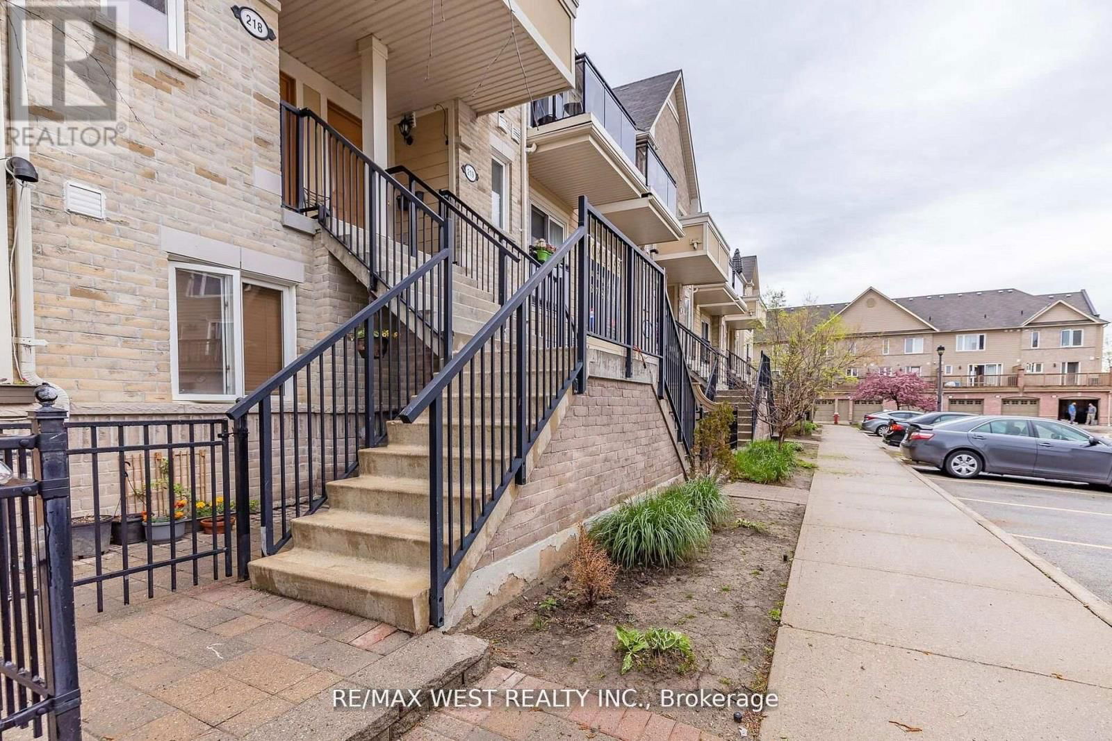 218 - 4975 SOUTHAMPTON DRIVE Image 3