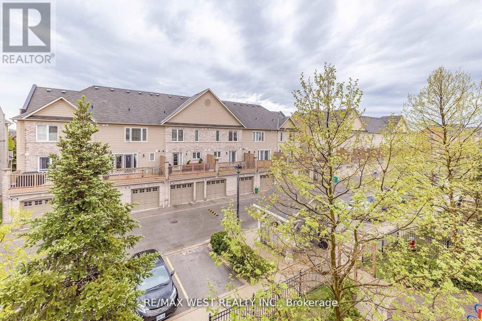 218 - 4975 SOUTHAMPTON DRIVE Image 39