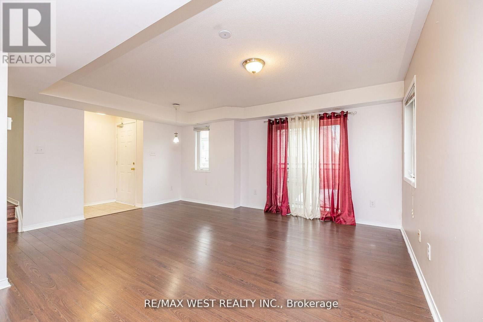 218 - 4975 SOUTHAMPTON DRIVE Image 6