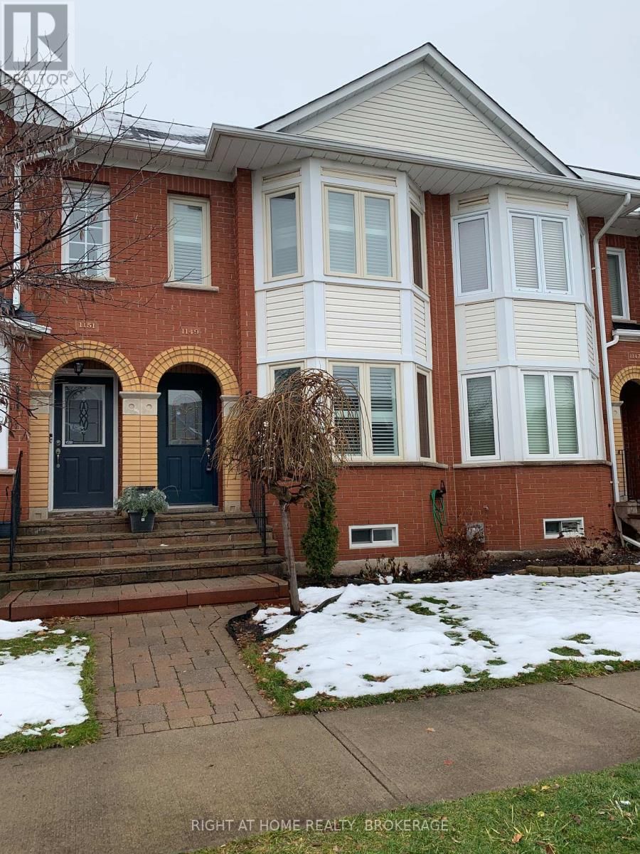 1149 TREETOP TERRACE Image 1