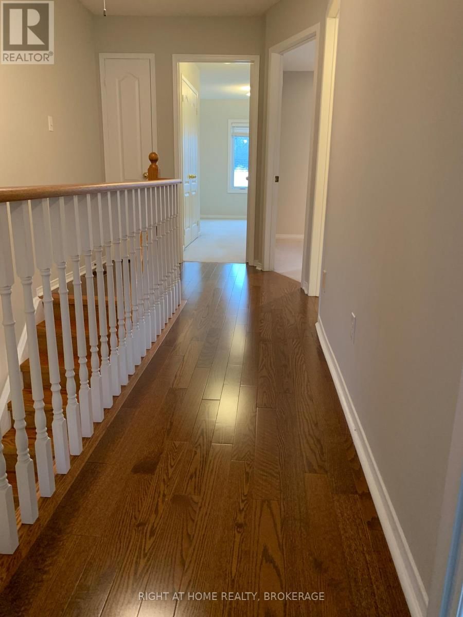 1149 TREETOP TERRACE Image 11