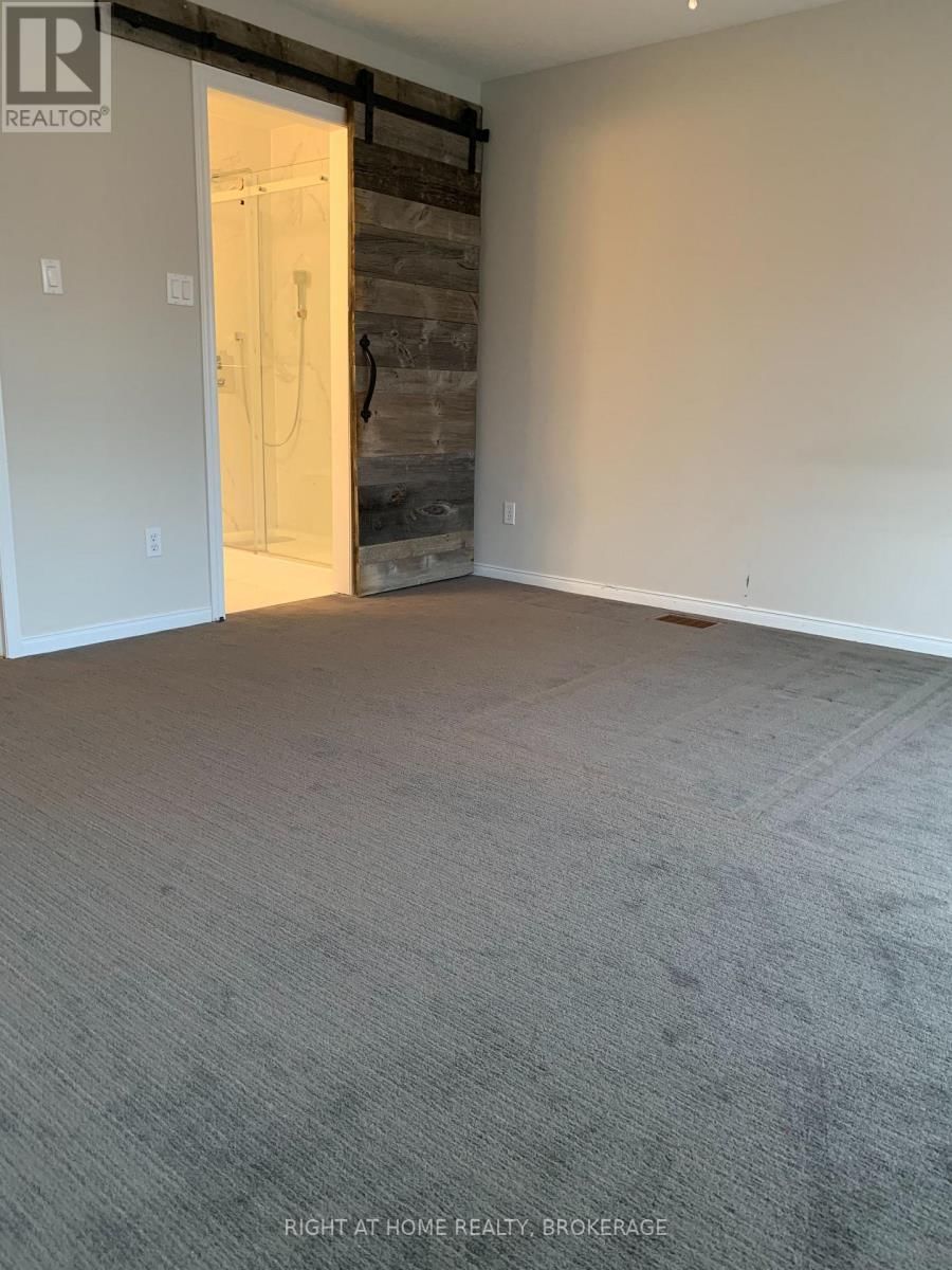 1149 TREETOP TERRACE Image 15