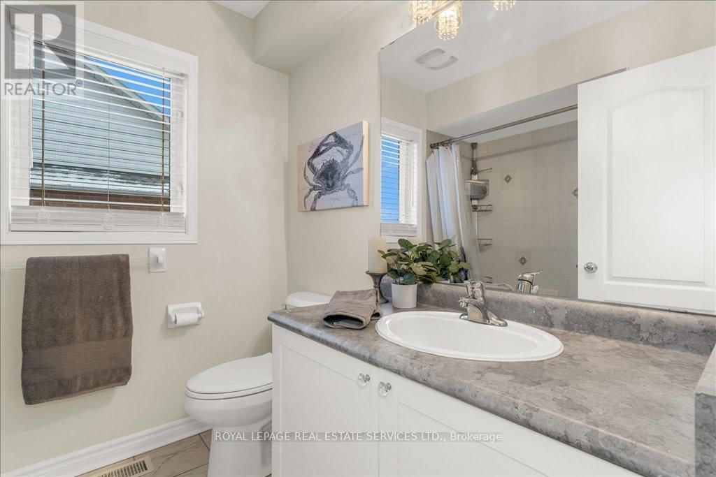 2483 SUNNYHURST CLOSE Image 18