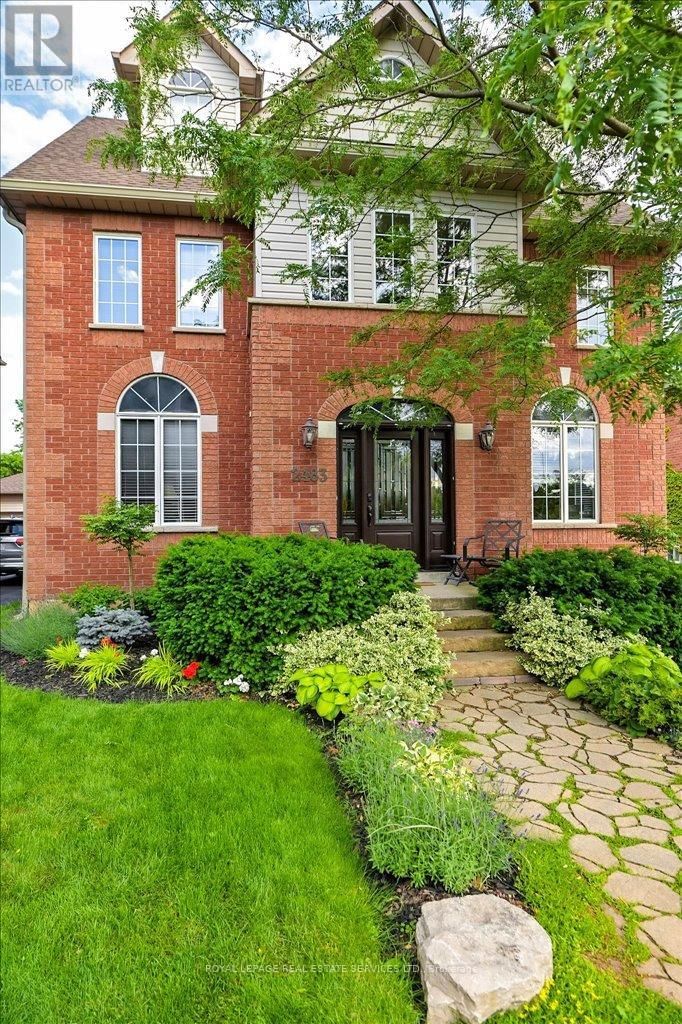 2483 SUNNYHURST CLOSE Image 35