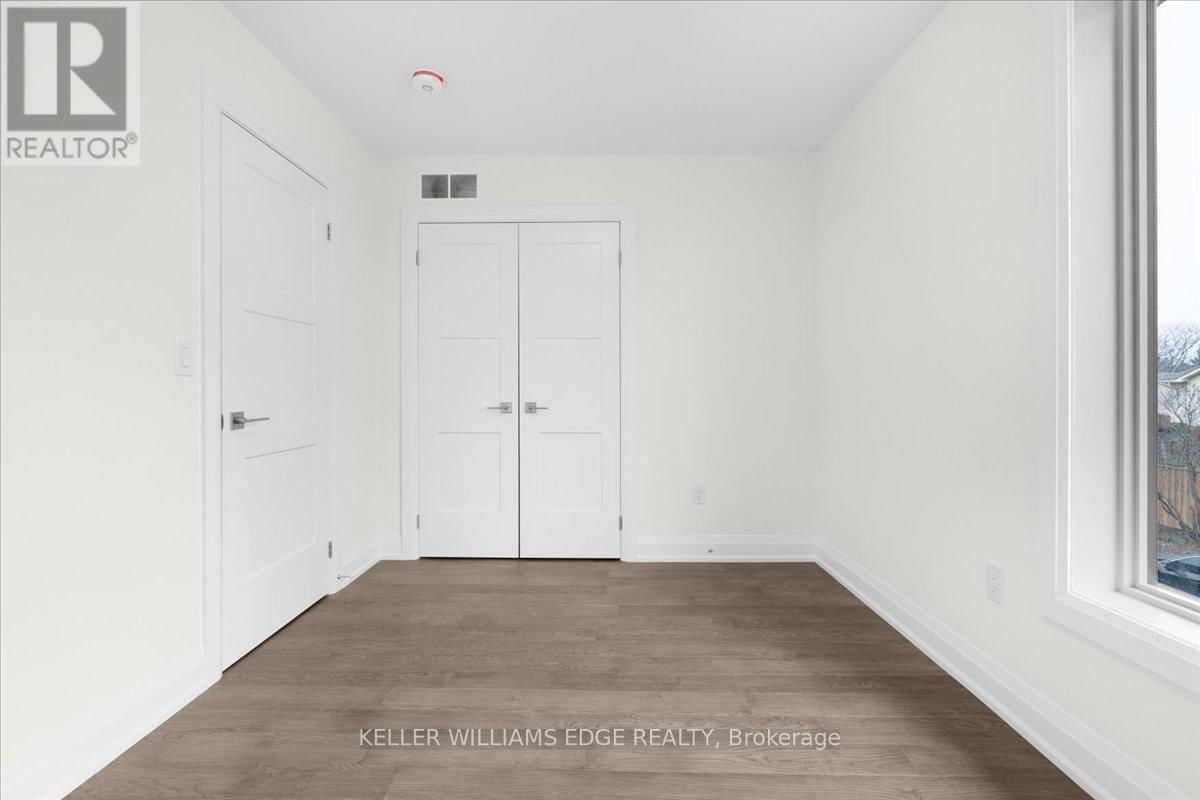 8 - 2154 WALKERS LINE Image 30