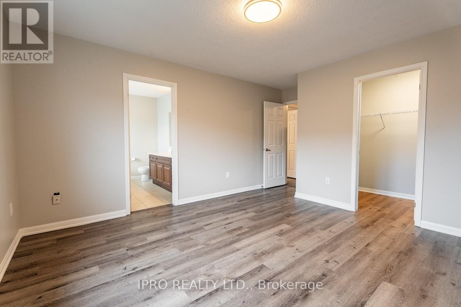 1136 SOLOMON COURT Image 16